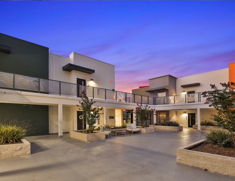 More Photos Of 1300 W Mission Blvd, Pomona Apartments For Sale
