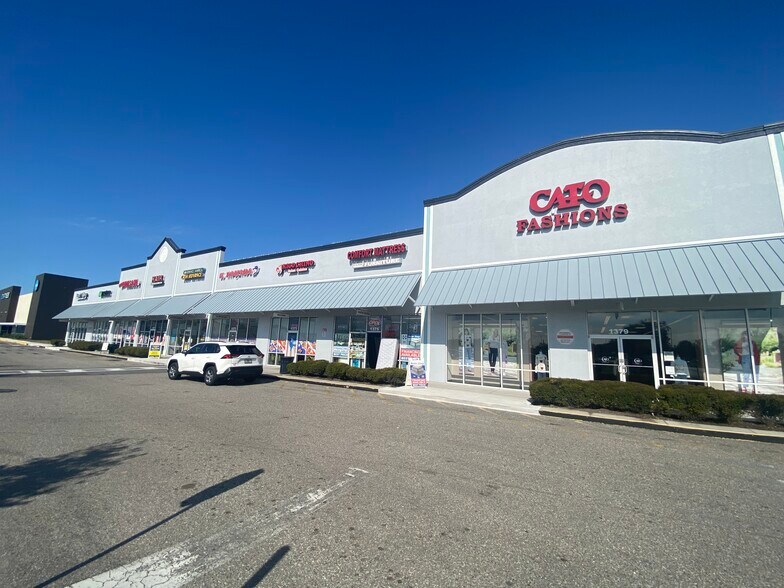More Photos Of 1307 E Osceola Pky, Kissimmee Unknown For Lease