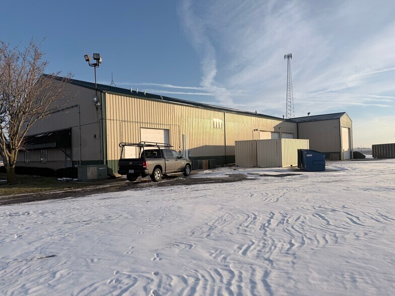 More Photos Of 118 N State Route 1, Saint Anne Warehouse For Sale