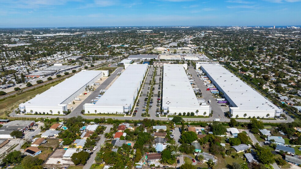More Photos Of 1240-1270 NE 48th St, Pompano Beach Unknown For Lease