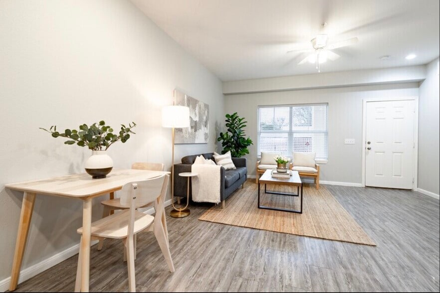 More Photos Of 600 E Marble St, Wylie Apartments For Sale
