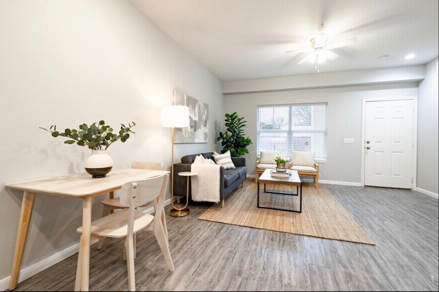 More Photos Of 600 E Marble St, Wylie Apartments For Sale