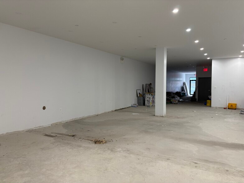More Photos Of 921 Eagle Ave, Bronx Apartments For Lease