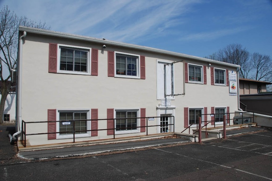 Primary Photo Of 33 Union St, Doylestown Office For Lease