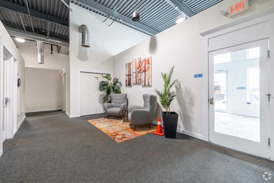 More Photos Of 530 West St, Braintree Manufacturing For Lease