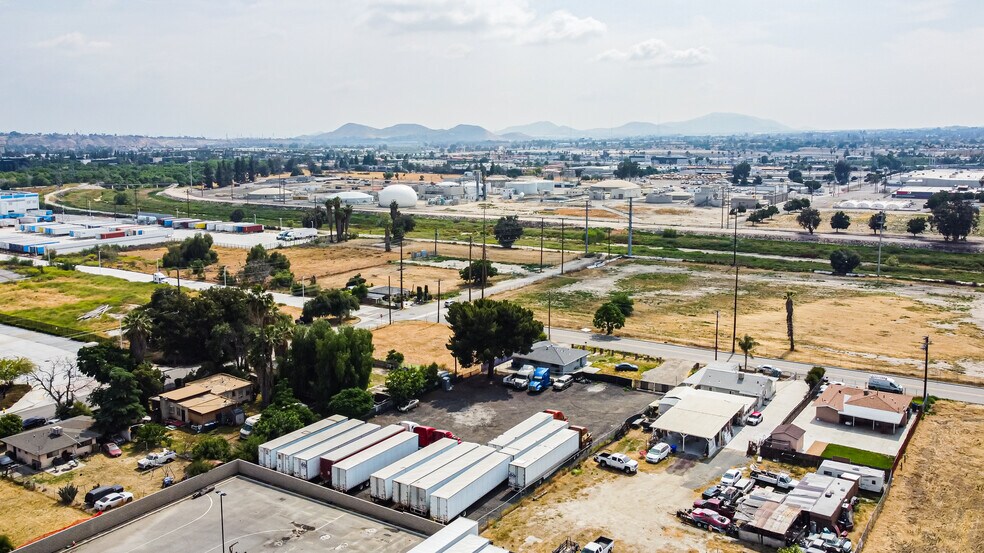 More Photos Of 1245 S Washington Ave, San Bernardino Truck Terminal For Sale