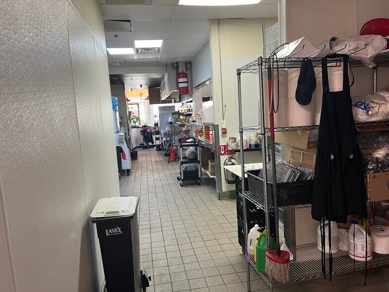 More Photos Of 7205 S Broadway Ave, Tyler Fast Food For Lease