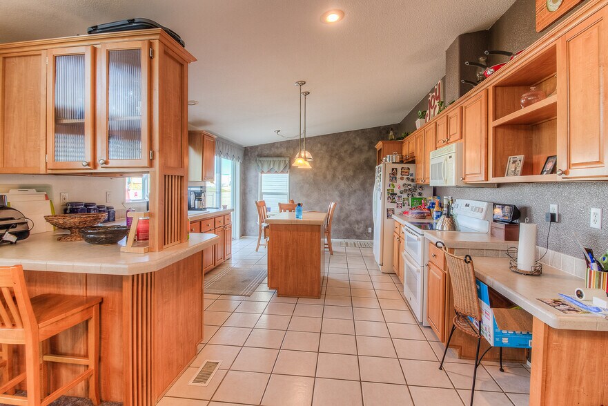 More Photos Of 139802 W Johnson Rd, Prosser Industrial For Sale