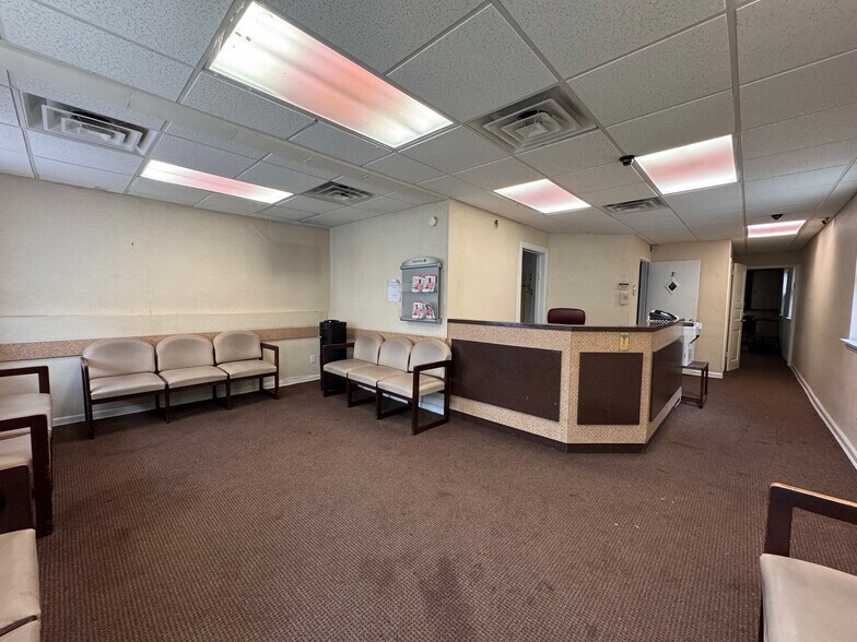 More Photos Of 2912 Avenue X, Brooklyn Medical For Sale