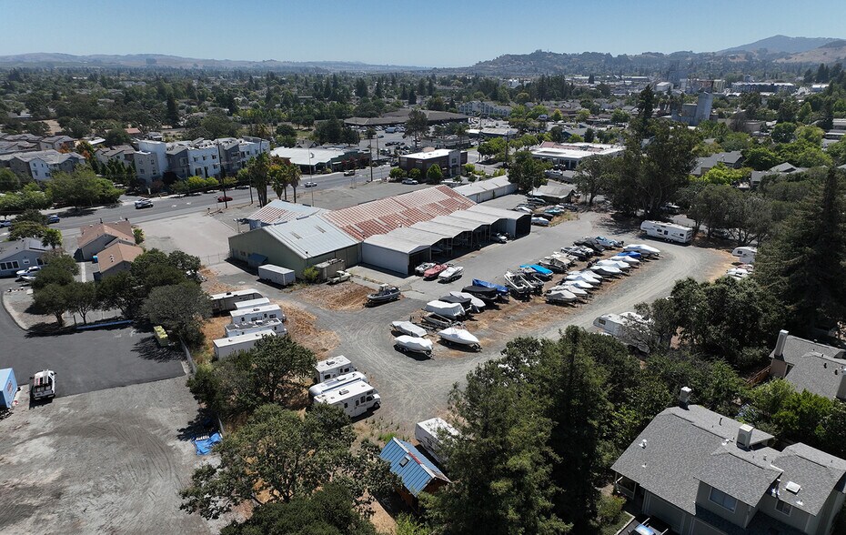 More Photos Of 1221 Petaluma Blvd, Petaluma General Retail For Sale