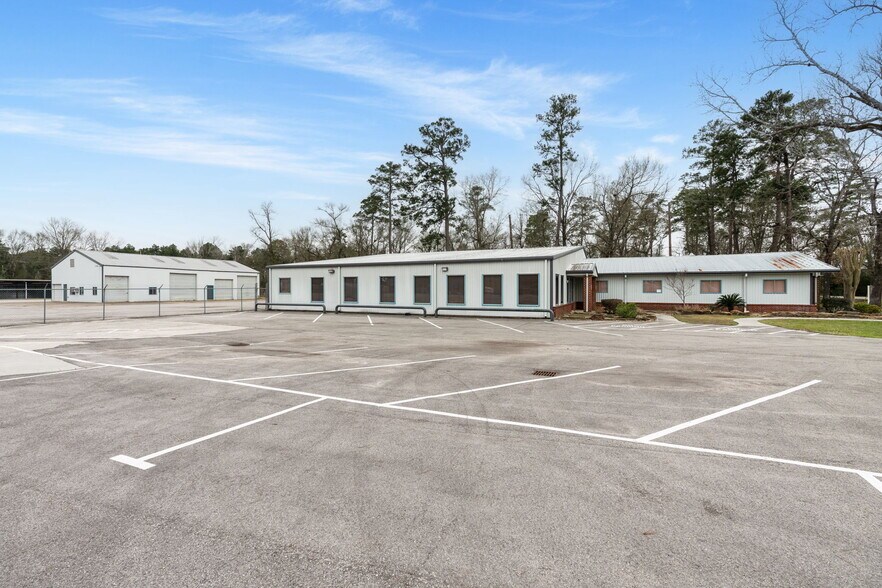 More Photos Of 2200 Sciaaca Rd, Spring Office For Sale