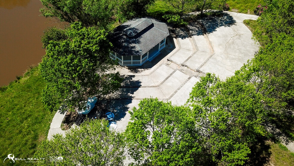 More Photos Of 348 Highway 9 S, Dawsonville Lodge Meeting Hall For Sale