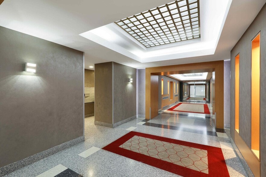 More Photos Of 330 W 58th St, New York Apartments For Lease