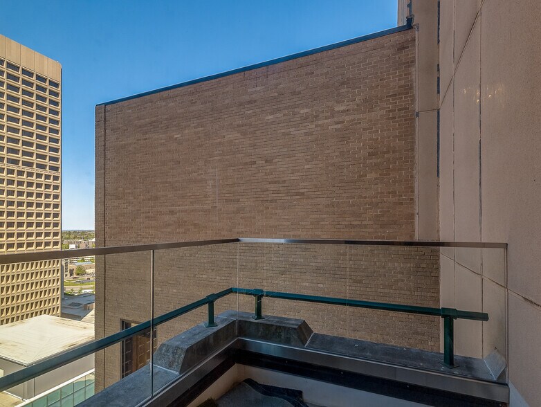More Photos Of 204 N Robinson Ave, Oklahoma City Office Residential For Lease