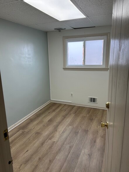 More Photos Of 2305 N Wood Ave, Roselle Medical For Sale