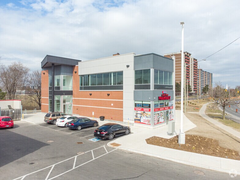 Primary Photo Of 6100 W Finch Ave, Toronto Medical For Lease