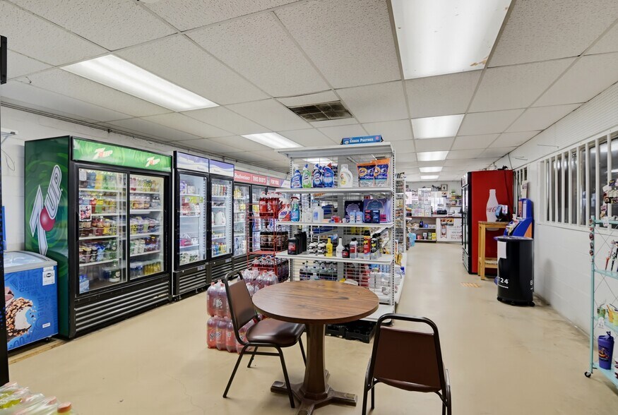 More Photos Of 6348 FM 1117, Seguin Storefront Retail Office For Sale