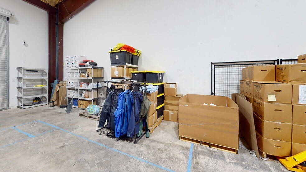 More Photos Of 12112 Anderson Mill Rd, Cedar Park Warehouse For Sale