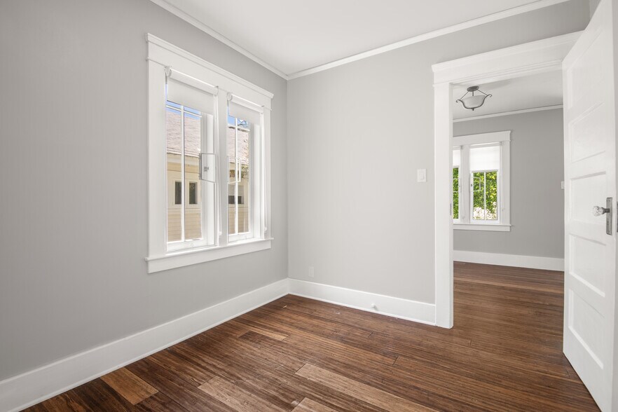 More Photos Of 1047 9th St, Santa Monica Apartments For Sale