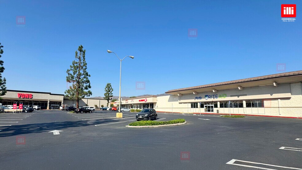 More Photos Of 5845 E Los Angeles Ave, Simi Valley Freestanding For Lease