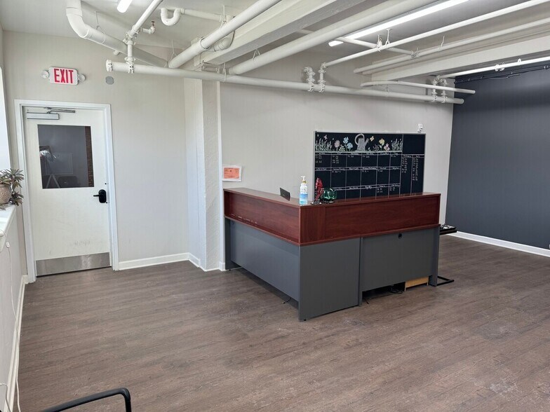 More Photos Of 701 River St, Troy Apartments For Lease