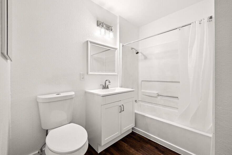 More Photos Of 2944 Del Paso Blvd, Sacramento Apartments For Sale