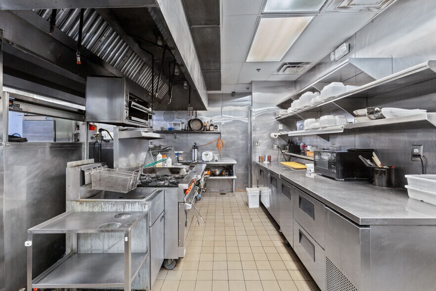 More Photos Of 102 Clinton Center Dr, Clinton Restaurant For Sale