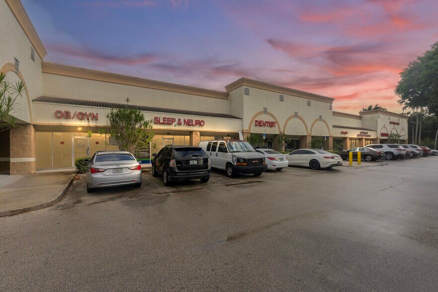 More Photos Of 1741-1759 N University Dr, Pembroke Pines Storefront Retail Office For Sale