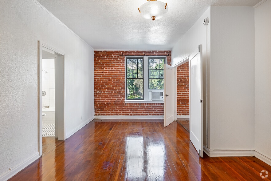 More Photos Of 1843 N Cherokee Ave, Los Angeles Apartments For Sale