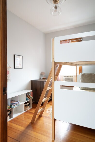 More Photos Of 175 Liberty St, Newburgh Apartments For Sale