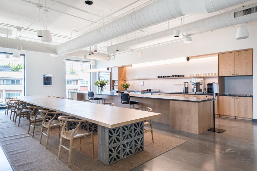 More Photos Of 1448 NW Market St, Seattle Coworking Space