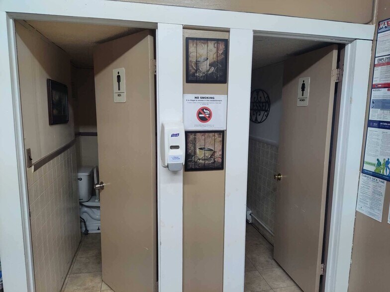 More Photos Of 136 Abbe Avenue, Springfield Religious Facility For Sale