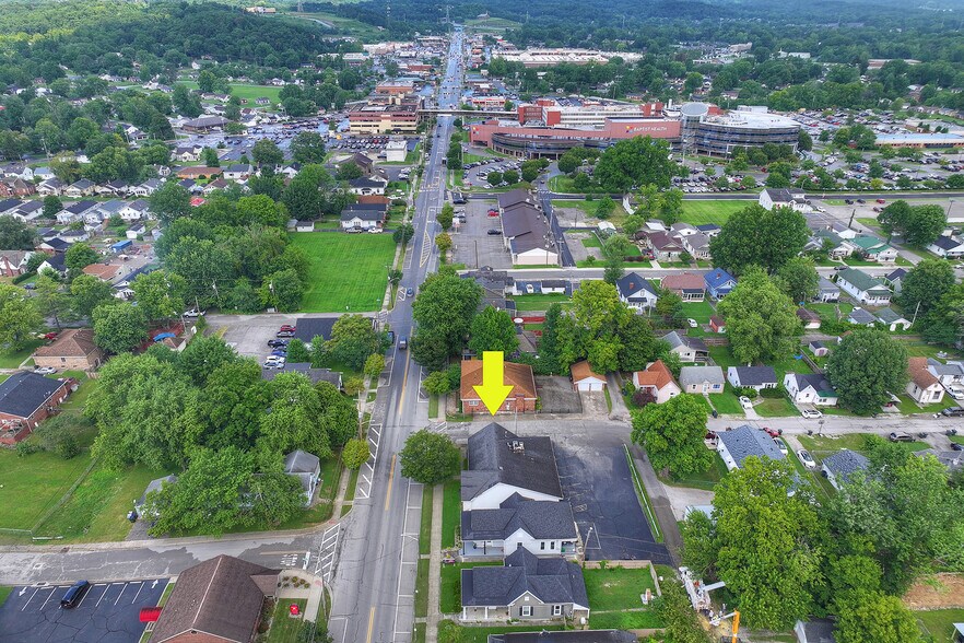 More Photos Of 1604 State St, New Albany Office For Sale