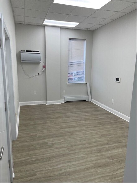 More Photos Of 1527 Franklin Ave, Mineola Office For Lease