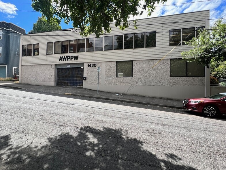 More Photos Of 1430 SW Clay St, Portland Office For Sale