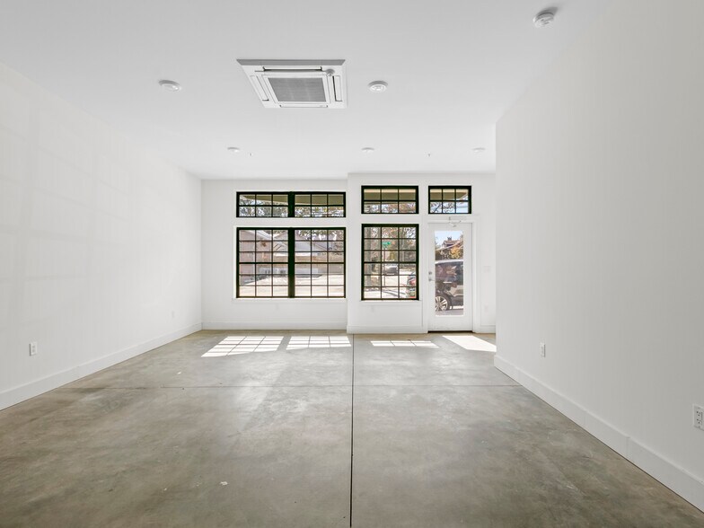 More Photos Of 315 Haywood Rd, Asheville Storefront Retail Residential For Sale