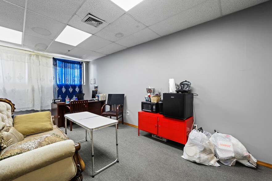 More Photos Of 174-180 Getty Ave, Clifton Warehouse For Sale