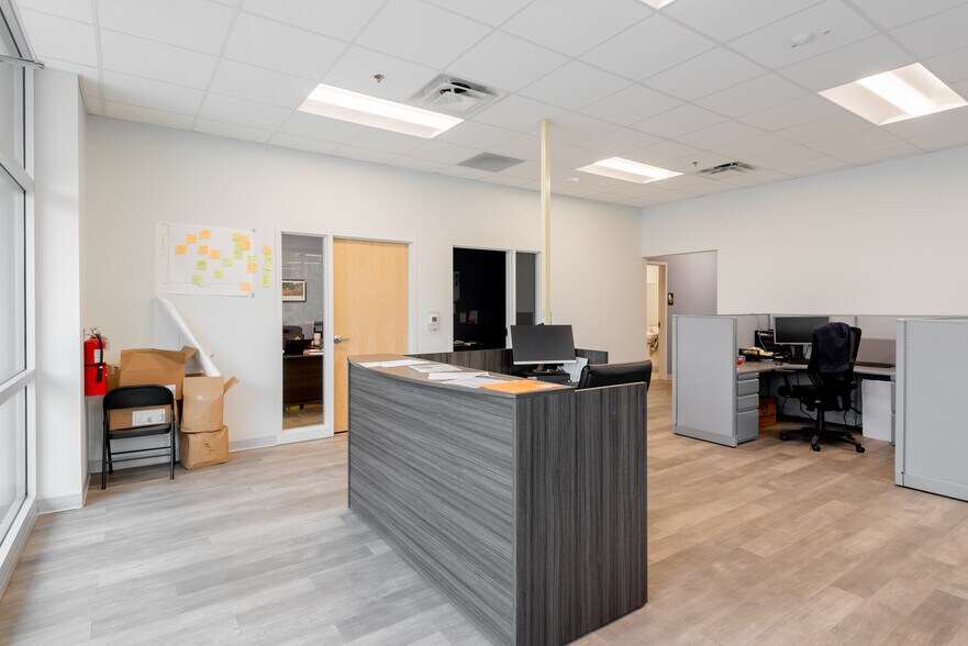 More Photos Of 9735 Patriot Blvd, Ladson Manufacturing For Lease