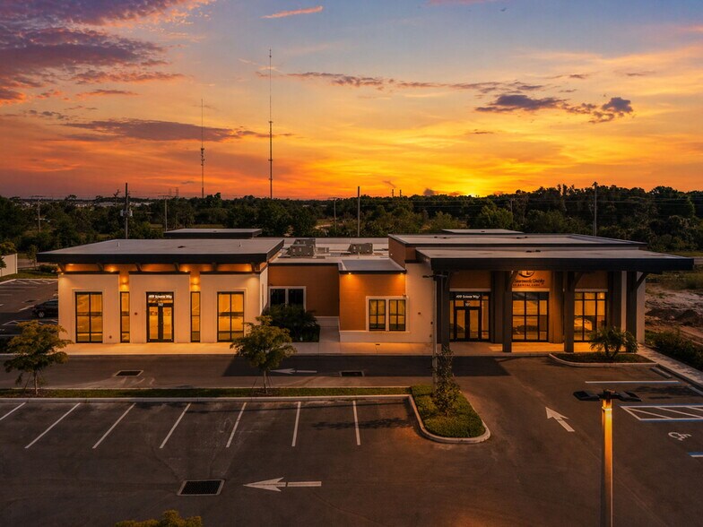 Primary Photo Of 409 Serano Way, Nokomis Office For Lease