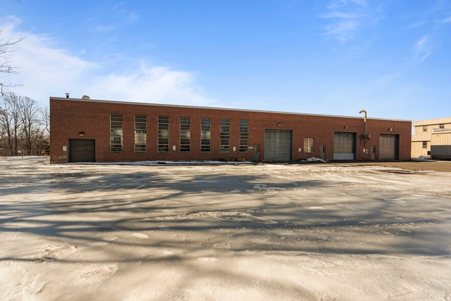 More Photos Of 251 Freestone Ave, Portland Manufacturing For Sale