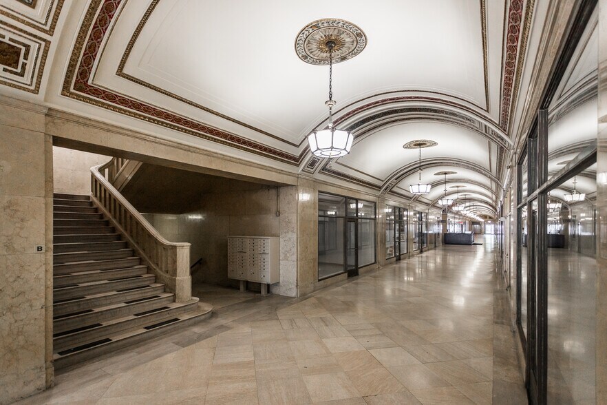 More Photos Of 7300 Woodward Ave, Detroit Office For Lease