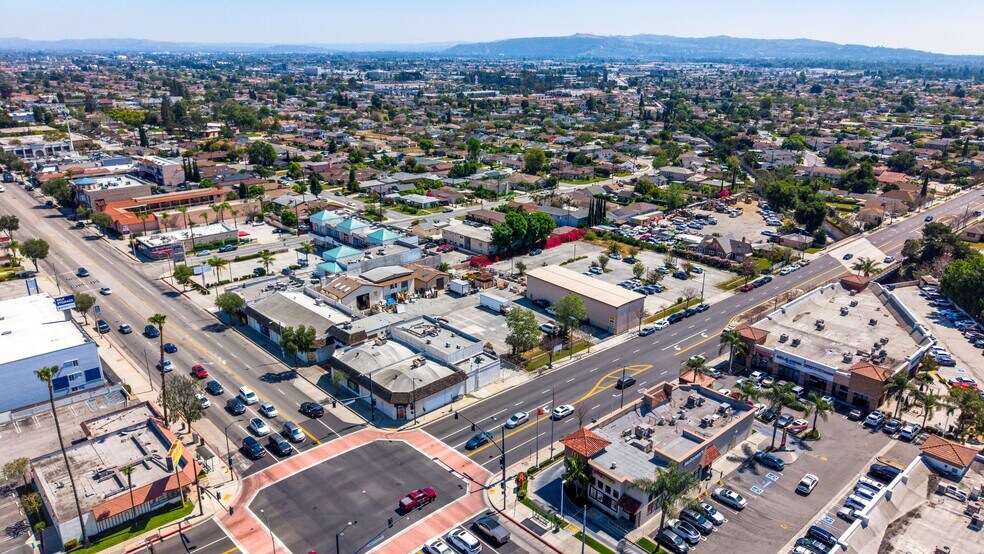 Primary Photo Of 8614 Valley Blvd, Rosemead Light Distribution For Sale