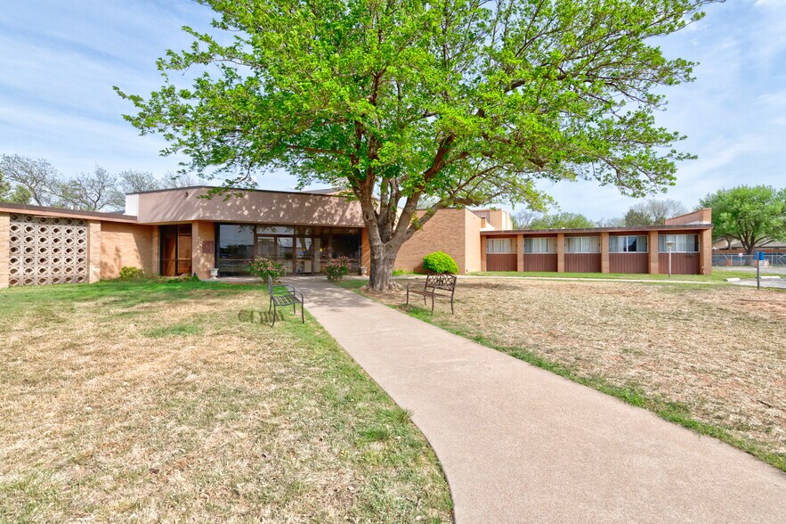 Primary Photo Of 4515 S 14th St, Abilene Religious Facility For Sale