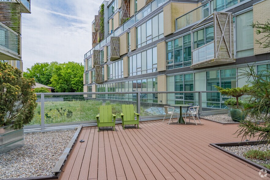 More Photos Of 601 W Rosemary St, Chapel Hill Apartments For Sale