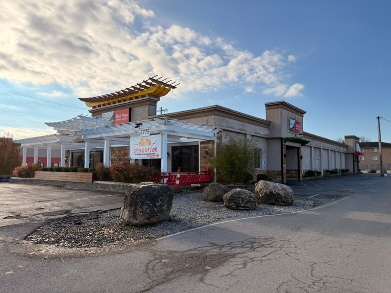 More Photos Of 2775 Monroe Ave, Rochester Restaurant For Lease
