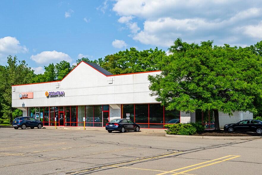 More Photos Of 299 S Main St, Elmira Freestanding For Lease