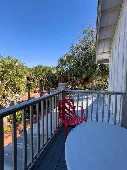 More Photos Of 150 W Jessup Ave, Longwood Office For Sale