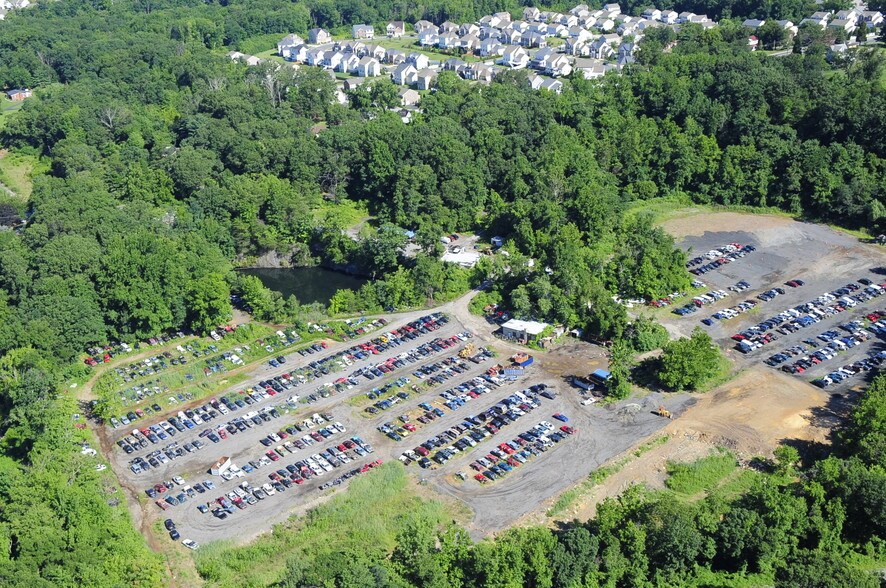 Primary Photo Of 11235-11239 Philadelphia Rd, White Marsh Auto Salvage Facility For Sale