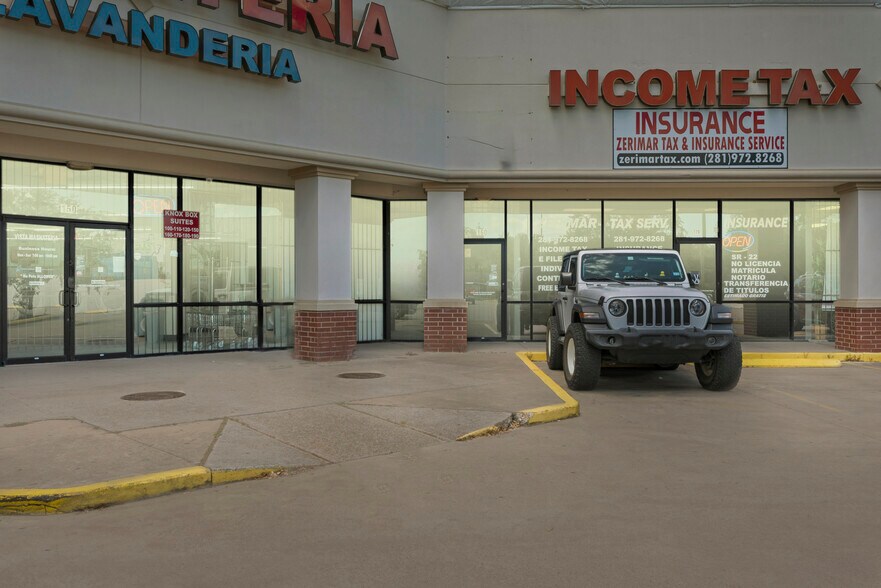 More Photos Of 301 Vista Rd, Pasadena Storefront For Lease