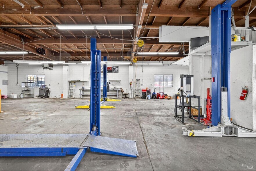 More Photos Of 3110 Santa Rosa Ave, Santa Rosa Auto Dealership For Sale